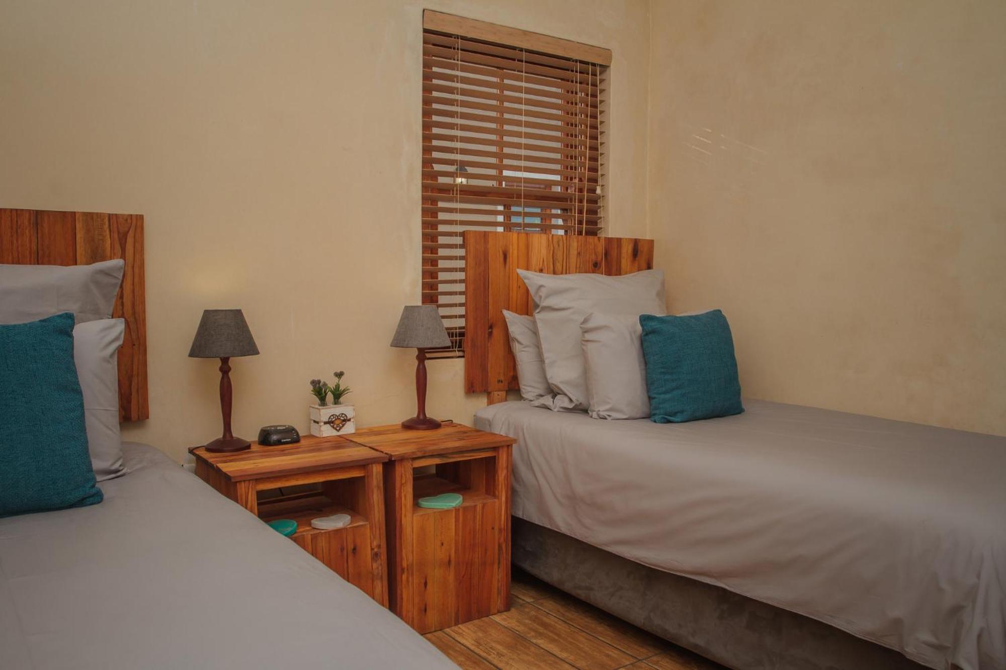 Dolittle Cottages Swellendam Zimmer foto