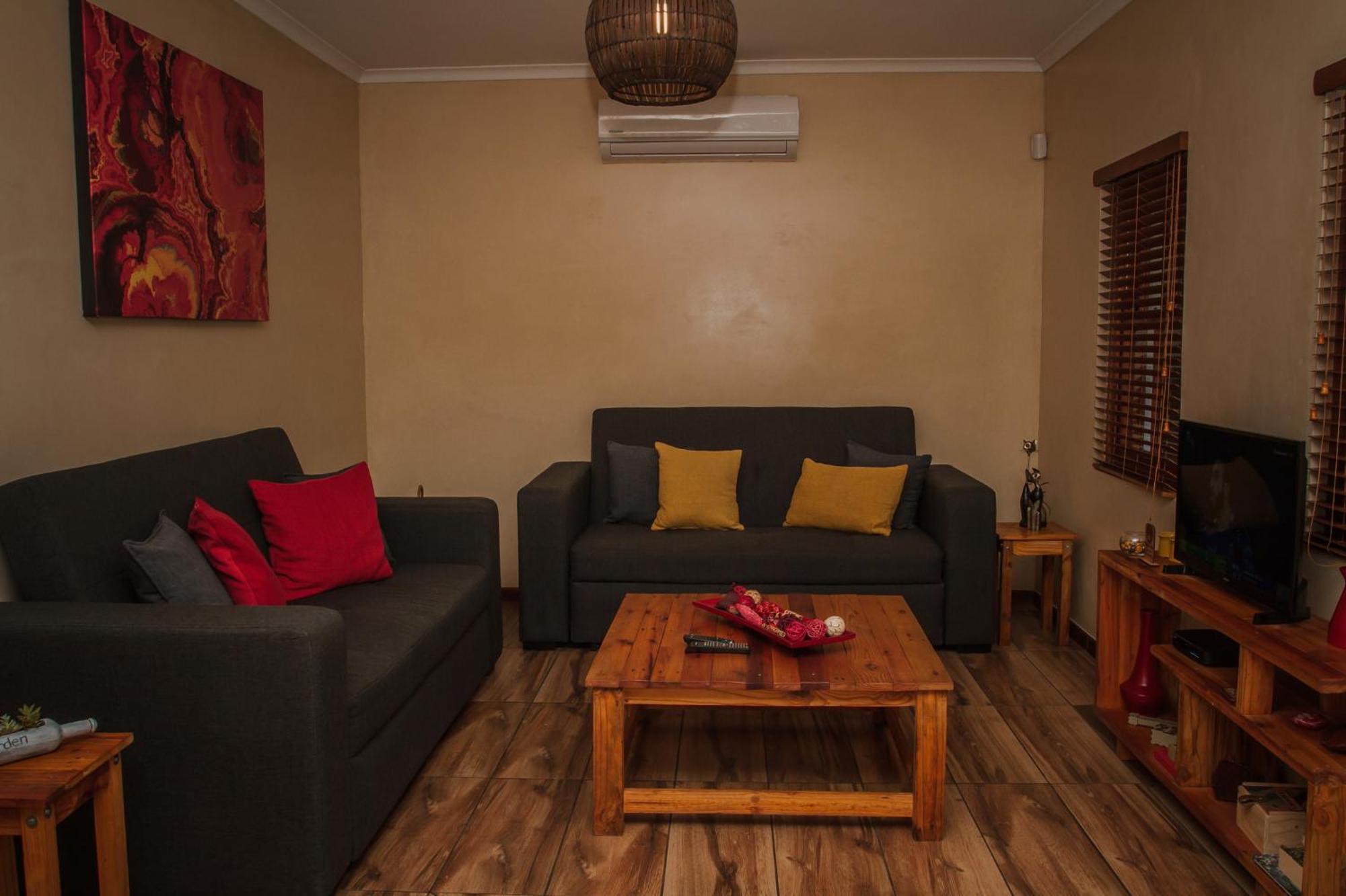 Dolittle Cottages Swellendam Zimmer foto